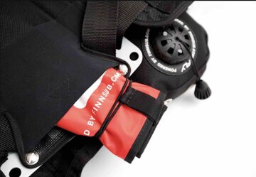 Kridlo-FINNSUB-FLY-13D-COMFORT-SET-RESCUE-vypust-kapsa-na-bojku.jpg